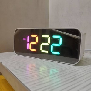 Gương Bảng điều chỉnh âm nhạc kỹ thuật số RGB đa-màu LED đồng hồ báo thức với Máy ghi âm - Product Image 3