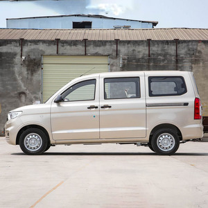 Wuling Hongguang V 2026, Minivan de Pasajeros, 7 Asientos, 1.5L, 6MT, Volante a la Izquierda, Vehículo de Gasolina con Aire Acondicionado - Product Image 4