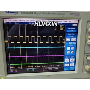 ออสซิลโลสโคป Tektronix TDS5054B 500Mhz สี่ช่องสัญญาณ - Product Image 4