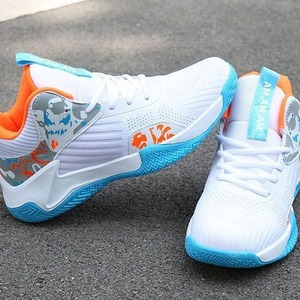 Zapatos deportivos de estilo baloncesto a la moda para hombre, nuevos mocasines, ligeros y cómodos, zapatos informales de fondo plano - Product Image 4