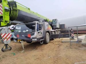 High Performance Zoomlion ZAT 200 Ton Used Construction <b>Crane</b> Weichai Engine Gearbox Motor Included Low Price Low Fuel - Product Image 2
