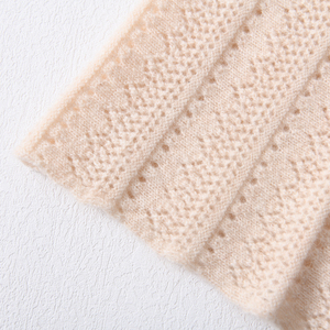 Vente en gros de logo personnalisé cache-cou boucle couleur pure doux léger plaine écharpe foulard automne hiver femmes <span class=keywords><strong>tricot</strong></span>é <span class=keywords><strong>laine</strong></span> écharpe - Product Image 4