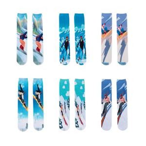 Calcetines de esquí cálidos con estampado digital 3D por sublimación en toda la superficie, de algodón orgánico y bambú reciclado, personalizados al por mayor con MOQ bajo - Product Image 6