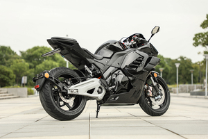 Nouvelle moto scooter de course super rapide 96V 15000W 20000W à transmission par courroie et système de refroidissement par eau, vitesse de 160 km/h - Product Image 4