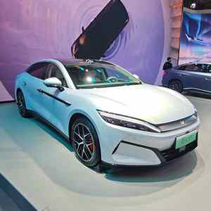 BYD Han L EV 2026, 701 <span class=keywords><strong>KM</strong></span>, 5 places, conduite intelligente LiDAR, berline 100% électrique, <span class=keywords><strong>1102</strong></span> CV, autonomie 601 <span class=keywords><strong>km</strong></span>, 701 <span class=keywords><strong>KM</strong></span>, 2 roues motrices, 4 roues motrices - Product Image 3