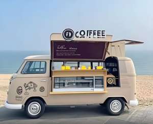 Remorque isolée fermée avec porte <span class=keywords><strong>d</strong></span>'accès latérale et aérations <span class=keywords><strong>pour</strong></span> la conversion en café mobile ou stand de restauration - Product Image 4