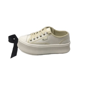 Zapatillas de lona 2026 para mujer, estilo coreano con hebilla de nailon, suela gruesa elevada, suela suave, talla pequeña, completamente equipadas con puntera para estudiantes - Product Image 4
