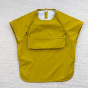 Bavoir pour bébé avec poches, tablier imperméable sans manches en similicuir PU, attrape-miettes pour la <span class=keywords><strong>maternelle</strong></span> - Product Image 4