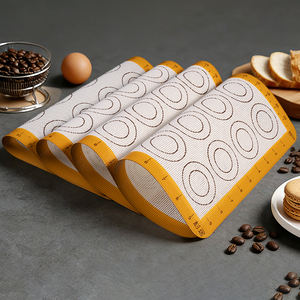 맞춤형 색상 0.7mm 통기성 노란색 실리콘 베이킹 매트 녹은 콩 쿠키 베이킹 매트 마카롱 디자인 퍼프 베이킹 팬 패드 - Product Image 4