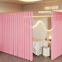Rideau de séparation pour salon de beauté et salle de massage