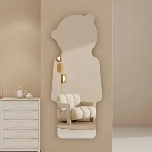 Toàn thân Gấu nhỏ chống cháy nổ đầy đủ chiều dài gương treo tường tự dính phù hợp gương acrylic trang trí gương