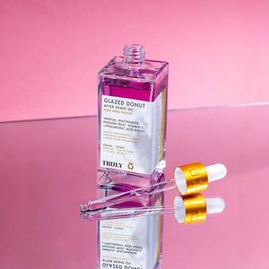 Crema para Después del Afeitado de Bigote Truly Glazed con Fragancia de Fresa Aceite Esencial Hidratante para Cuidado Femenino - Product Image 2