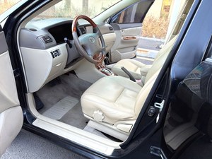 <span class=keywords><strong>Toyota</strong></span> <span class=keywords><strong>Corolla</strong></span> 2006 1.8 GLX-i Automático, Sedán Japonés Usado, Alta Gama y Confiable, Cómodo y Bien Equipado - Product Image 4