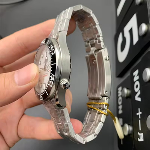 Dernière Montre de Plongée de Luxe en Acier Inoxydable, Étanche, avec Réserve de Marche, Mouvement ETA, Aiguilles, Édition Limitée, Tendance - Product Image 4