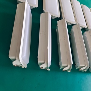 Luce di Emergenza LED Ricaricabile di Alta Qualità, 180 Minuti, 3-5W, Batteria di Backup, Grado di Protezione IP30, Garanzia di 2 Anni per Casa - Product Image 6