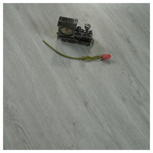 Laminé HDF sans formaldéhyde, <span class=keywords><strong>flottant</strong></span>, imperméable, ignifuge, 8 mm 12 mm, lisse, moderne, pour salon et hôtel - Product Image 3