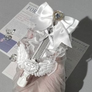 Simpatici coltelli da scrivere a mano in pizzo Lolita <span class=keywords><strong>anime</strong></span> adorabili Wing Bowknot aperti dolce Kawaii Box Cutter lettera apriscatole coltello per posta - Product Image 2