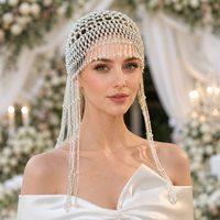 Nouvel accessoire de cheveux de mariée de luxe en perles pour l'été 2026, coiffe extra longue en maille tissée à la main avec pompon pour mariage et séance photo