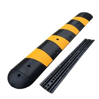 Ralentisseur extérieur en caoutchouc avec gaine de protection pour câbles, rampe en caoutchouc pour passage de véhicules