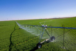 Système d'irrigation par aspersion métallique Daringfish 100 ha <span class=keywords><strong>avec</strong></span> moteur et boîte de vitesses, surveillance à distance pour <span class=keywords><strong>pistolet</strong></span> d'<span class=keywords><strong>arrosage</strong></span> agricole - Product Image 2