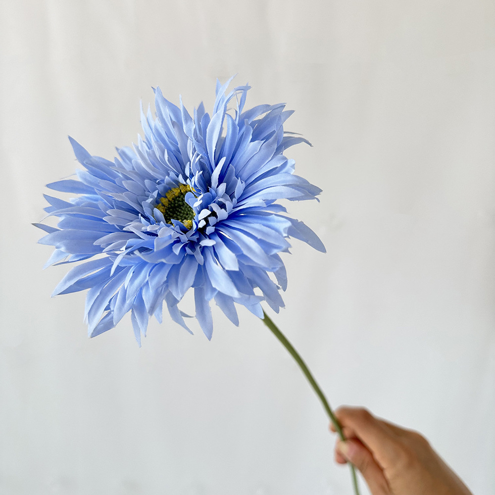 Azul