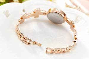 Montre pour femme élégante et mignonne avec boîtier en alliage JW, mouvement à quartz, cadran en verre et bracelet à motif floral – Idée cadeau - Product Image 6