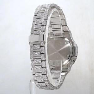 นาฬิกาเพชรยอดนิยม สแตนเลสสตีล 40 มม. สำหรับผู้ชายและผู้หญิง ดีไซน์หรูหรา พร้อมฟังก์ชั่นโครโนกราฟ เหมาะสำหรับใส่ในโอกาสทางการและลำลอง มีจำหน่ายแล้ว - Product Image 4