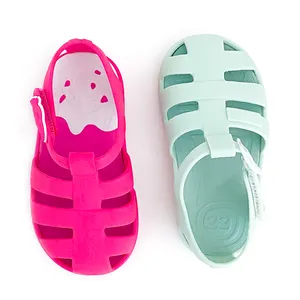 OEM вещи подходящие для детей обоих полов, летние пластиковые сандалии-гладиаторы на плоской подошве; Обувь для мальчиков и девочек изготовленные на заказ Высокое качество ПВХ для маленькой девочки сандалии желеобразного вида