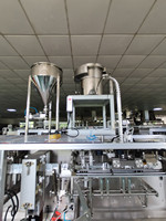 Machine d'emballage de sacs multifonctionnelle à moteur PLC automatique à grande vitesse, volume de remplissage réglable pour les liquides