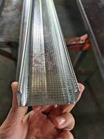 Profilé métallique en acier CD60 UD27 de haute qualité pour plafond, pour la décoration intérieure des plafonds, matériau de construction