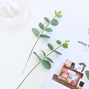 Branche de verdure artificielle à tige unique, feuilles d'eucalyptus en soie pour la décoration de la maison et de mariage, bouquet de fleurs artificielles pour les fêtes - Product Image 4