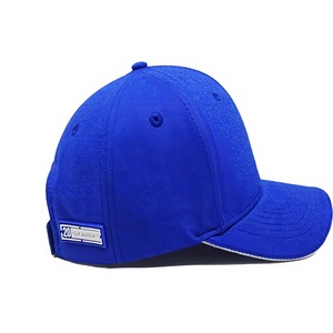 Casquette de baseball structurée à 6 panneaux pour adulte avec patch en caoutchouc personnalisable, fabriquée en usine au Vietnam, style vintage jeune et dynamique pour le quotidien - Product Image 4