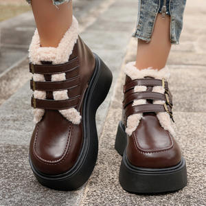 Bottes de neige vintage nordiques pour femme, doublées polaire, épaisses, avec boucle de ceinture, semelle épaisse, bottes en coton chaudes rehaussantes - Product Image 3