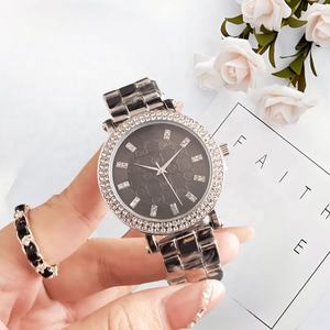 Reloj Cronógrafo de Acero Inoxidable para Mujer, Diseño de Moneda Antigua, Cristal de Zafiro, 38mm 20mm - Product Image 2