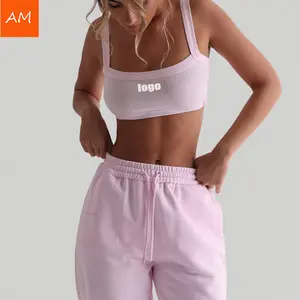 Sujetador corto de yoga acanalado OEM con logotipo acolchado Sujetador deportivo impreso Correas gruesas Sujetador de alta elasticidad para mujer