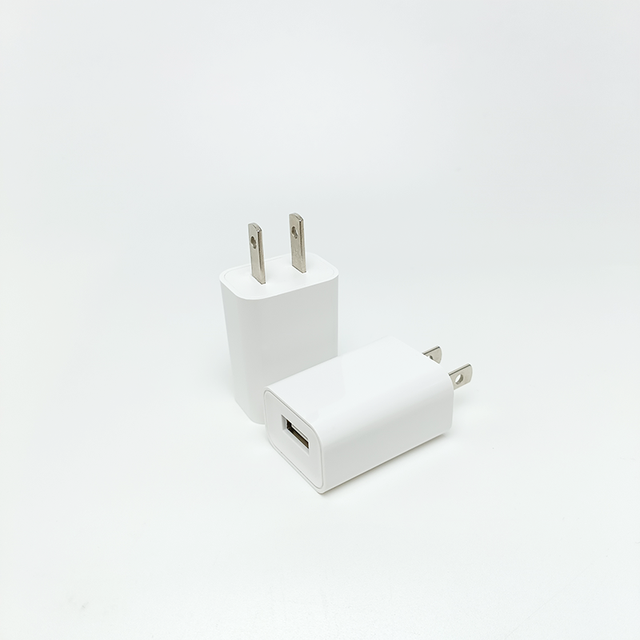 High Quality 5V 2.4A Travel Charger 1 USB Socket Mobile Power Adapter Over-Charging Household Electrical Appliances US Plug