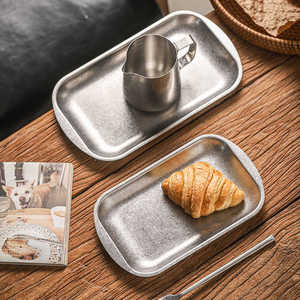 Rechteckiges Umweltfreundliches Lebensmittelechtes Edelstahl 304 Mattiertes Vintage Metall-Tablett Tragbares Kaffee-Serviertablett für den Hausgebrauch - Product Image 5