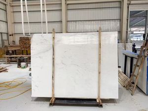 Dalles <span class=keywords><strong>de</strong></span> pierre <span class=keywords><strong>de</strong></span> luxe blanc jazz en <span class=keywords><strong>marbre</strong></span> blanc naturel pour mur <span class=keywords><strong>de</strong></span> fond, <span class=keywords><strong>seuil</strong></span> <span class=keywords><strong>de</strong></span> fenêtre, <span class=keywords><strong>seuil</strong></span> <span class=keywords><strong>de</strong></span> <span class=keywords><strong>porte</strong></span> et comptoir - Product Image 4