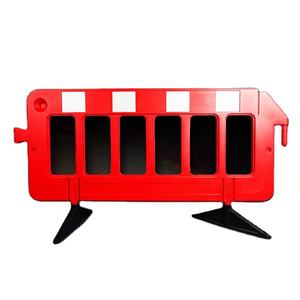 Barrière de sécurité pour piétons Pieds en caoutchouc Contrôle des foules sur route rouge Plastique réfléchissant Sécurité Barrière réfléchissante - Product Image 1