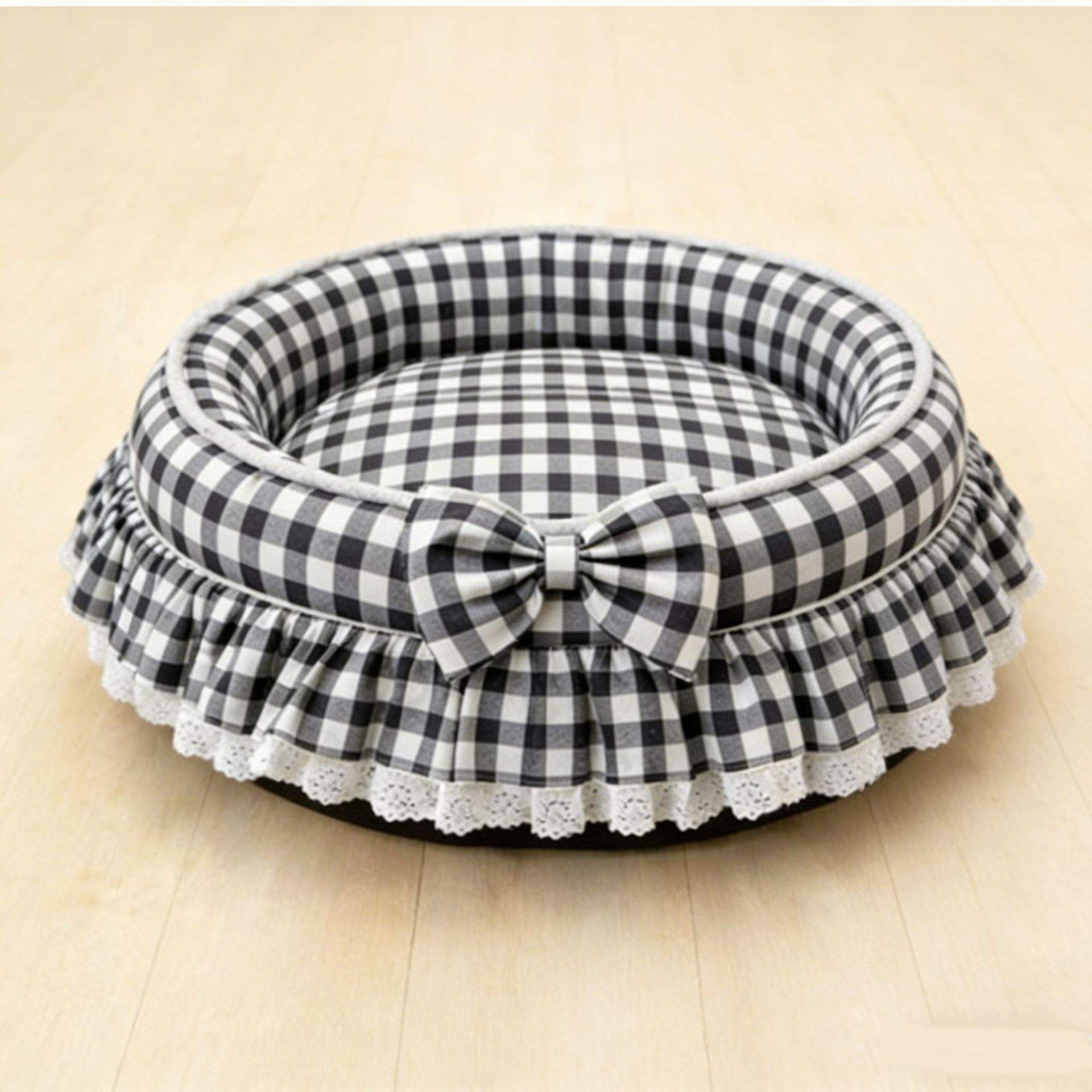 Noeud en dentelle à carreaux noir