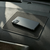 Tapis antidérapant pour tableau de bord de voiture, accessoire intérieur antidérapant en PVC, tapis antidérapant adhésif pour tableau de bord de voiture pour téléphone, lunettes et clés