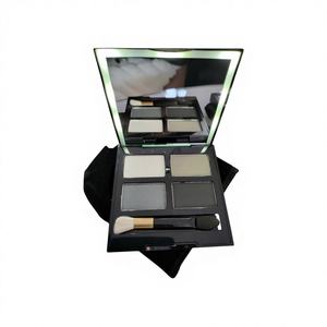 พาเลทอายแชโดว์พลาสติกใสเปล่า พร้อมไฟ LED ปรับแต่งสีและโลโก้ได้ - Product Image 1