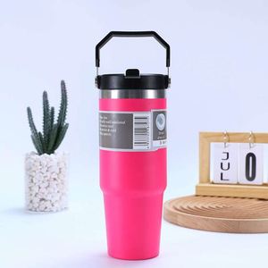 Stainless Steel Bottle With Modern Design and Vacuum Insulation - Product Image 2