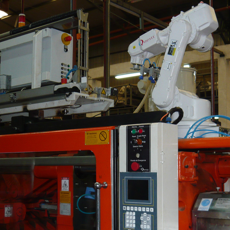 Optimisation de la conception de bras de robot industriel pour le soudage/peinture/palettisation