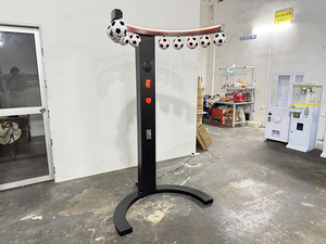 Machine d'arcade de réflexe de frappe au <span class=keywords><strong>football</strong></span>, jeu de défi de réaction au <span class=keywords><strong>football</strong></span> à monnayeur avec lumière LED pour salles d'arcade - Product Image 3