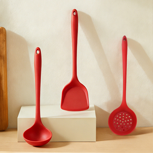 Juego <span class=keywords><strong>de</strong></span> 3 Utensilios <span class=keywords><strong>de</strong></span> Cocina <span class=keywords><strong>de</strong></span> Silicona Rojos Ecológicos <span class=keywords><strong>de</strong></span> Grado Alimenticio, Juego <span class=keywords><strong>de</strong></span> Utensilios <span class=keywords><strong>de</strong></span> Cocina <span class=keywords><strong>de</strong></span> Gran Tamaño Personalizados - Product Image 1