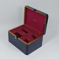 Boîte à bijoux en bois à finition brillante avec intérieur en velours rouge, logo personnalisé, coffret de rangement de luxe pour cadeau de mariage et présentation de bijoux