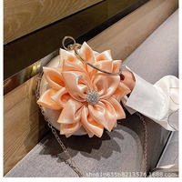 Tas Tangan Wanita Bentuk Bunga Warna-warni, Tas Tangan Wanita Bentuk Bunga Warna-warni Modis, Tas Clutch Makan Malam dengan Cincin Mewah Genggam