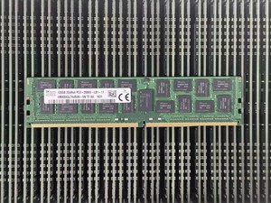 Memoria de servidor SK Hynix 128GB 4Rx4 (2S4Rx4) PC4-2666 (PC4-21300) ECC LRDIMM HMABAGL7C4R4N-VN - Product Image 2