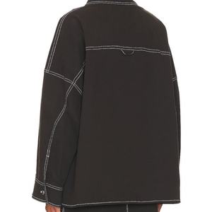 Chaqueta Negra de Mujer con Costuras en Contraste Blancas, Estilo Moderno y Personalizada por el Fabricante - Product Image 2